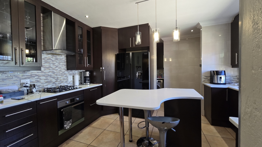 3 Bedroom Property for Sale in Clarens Park Gauteng