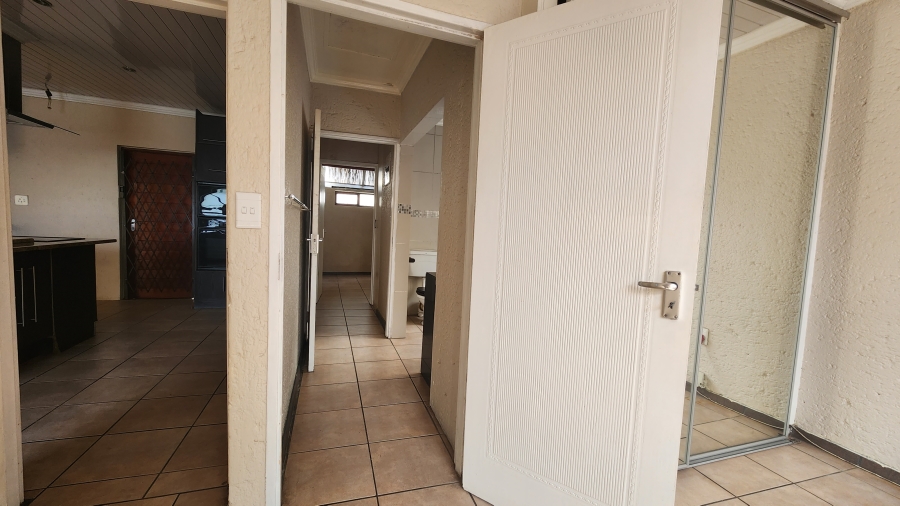 2 Bedroom Property for Sale in Randpark Ridge Gauteng