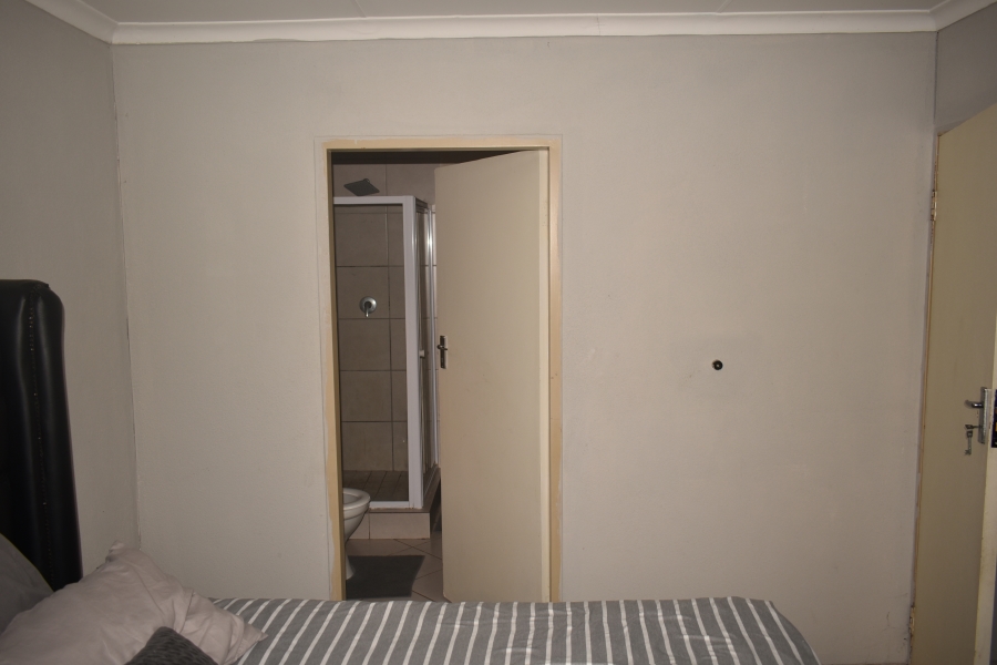 To Let 4 Bedroom Property for Rent in Rosslyn Gauteng