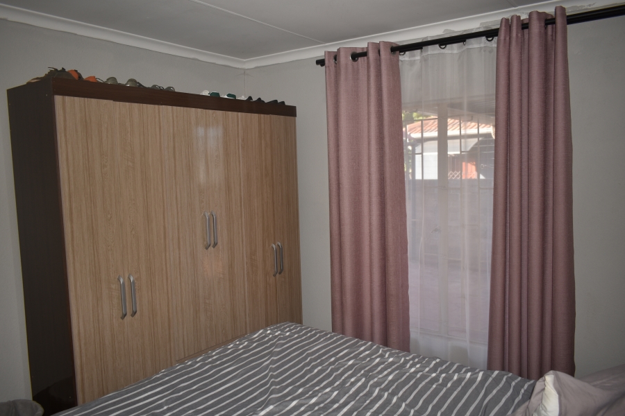 To Let 4 Bedroom Property for Rent in Rosslyn Gauteng