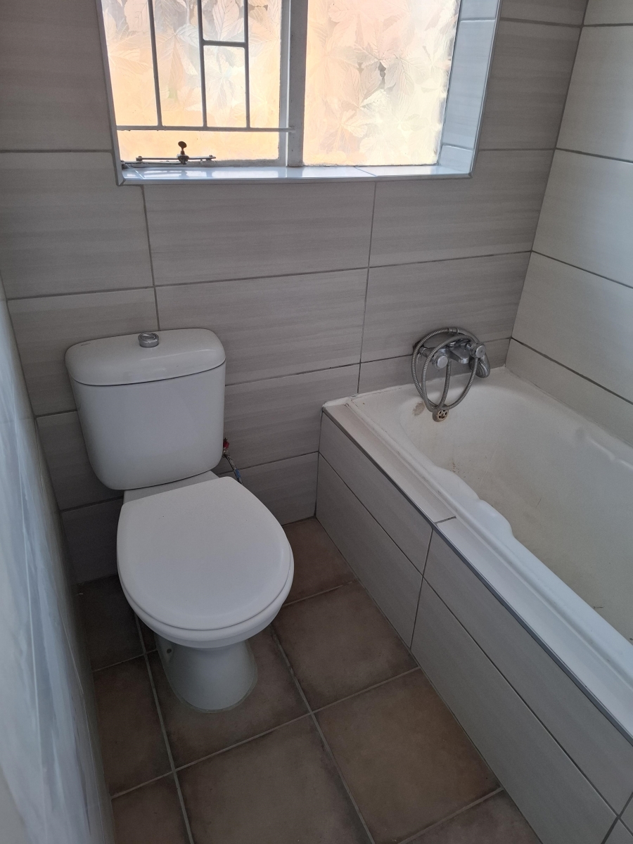 2 Bedroom Property for Sale in Birchleigh Gauteng