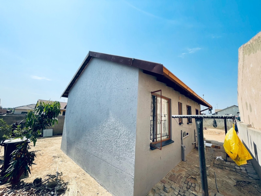 2 Bedroom Property for Sale in Birch Acres Gauteng