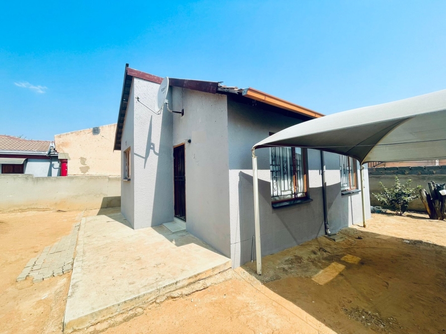 2 Bedroom Property for Sale in Birch Acres Gauteng