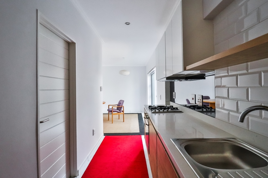 1 Bedroom Property for Sale in Bryanston Gauteng