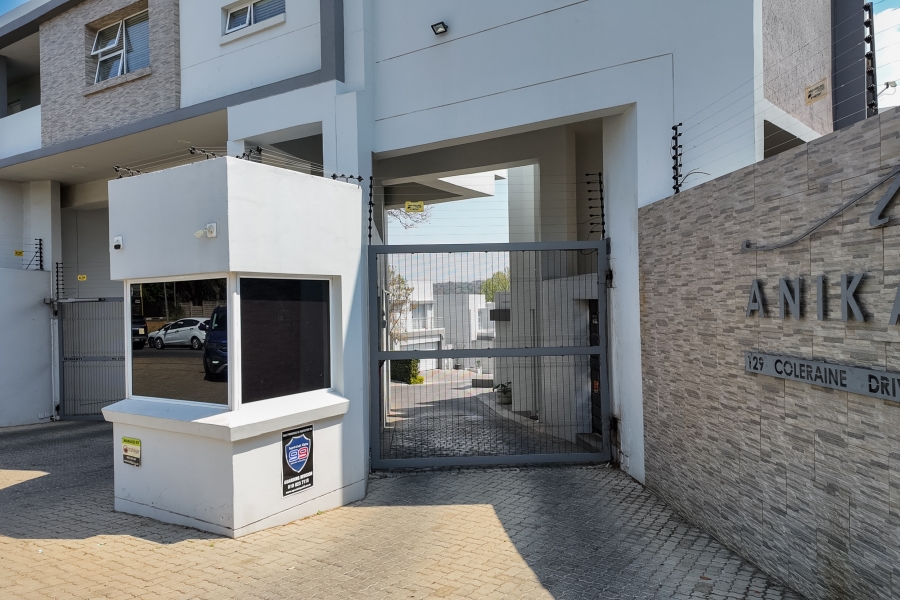 1 Bedroom Property for Sale in Bryanston Gauteng