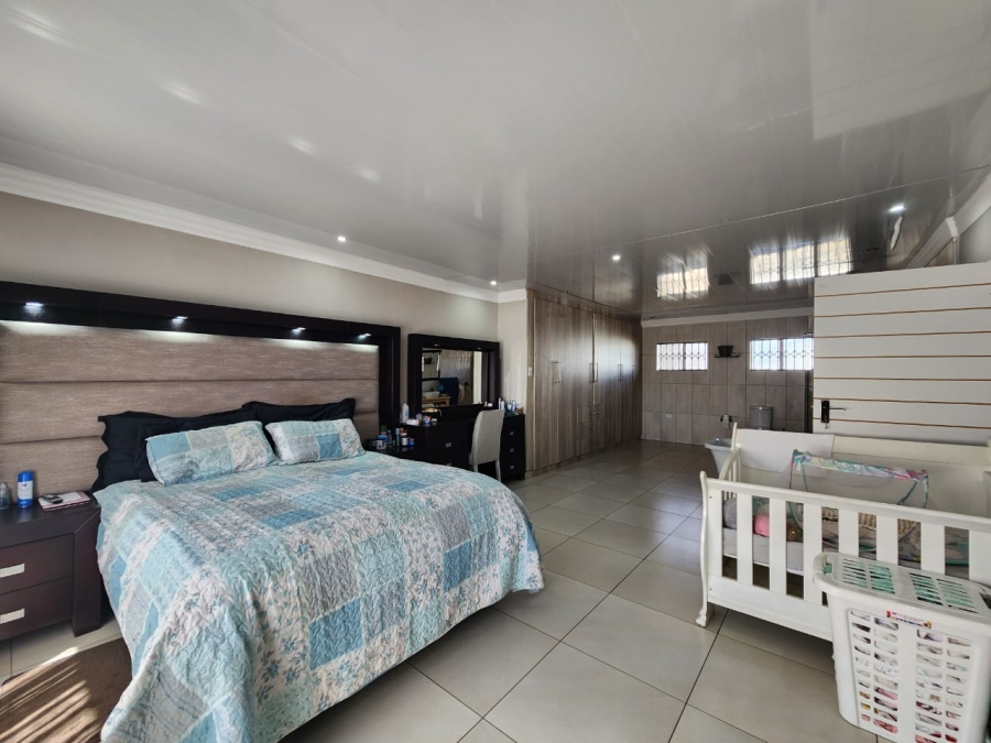 3 Bedroom Property for Sale in Mooilande Gauteng