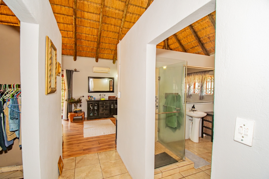 5 Bedroom Property for Sale in Magaliesburg Gauteng