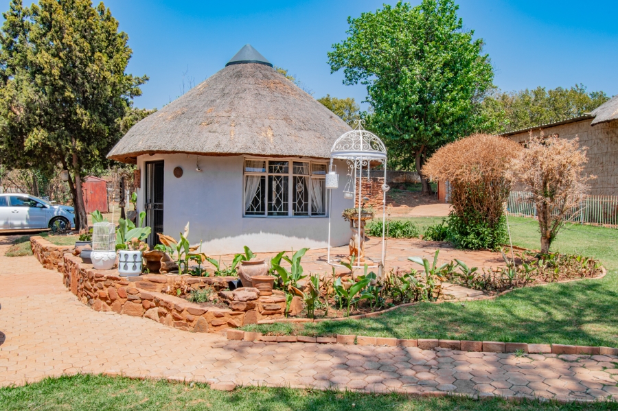 5 Bedroom Property for Sale in Magaliesburg Gauteng