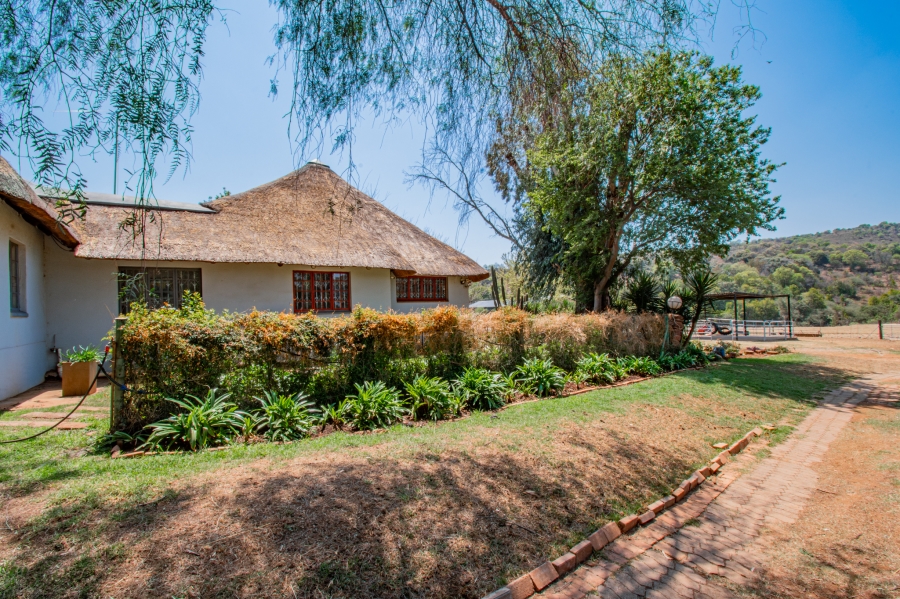 5 Bedroom Property for Sale in Magaliesburg Gauteng