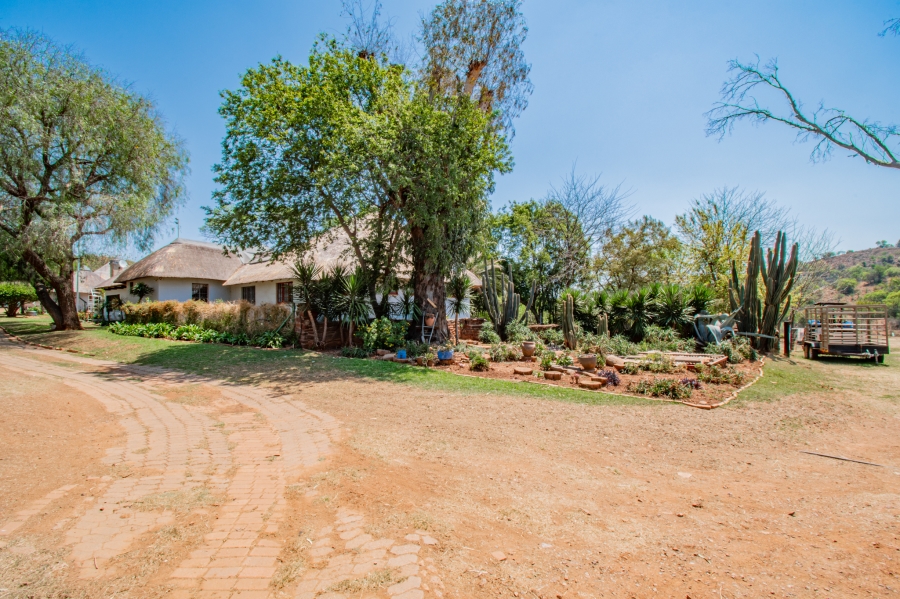 5 Bedroom Property for Sale in Magaliesburg Gauteng