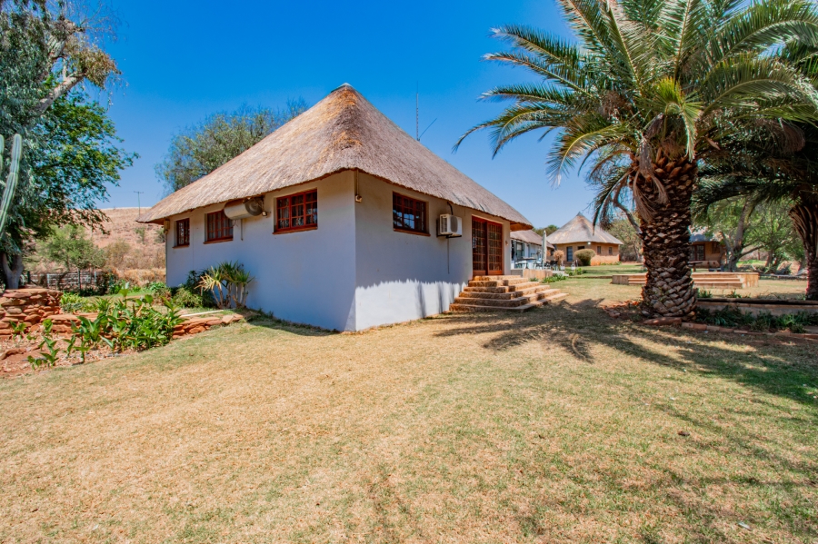 5 Bedroom Property for Sale in Magaliesburg Gauteng