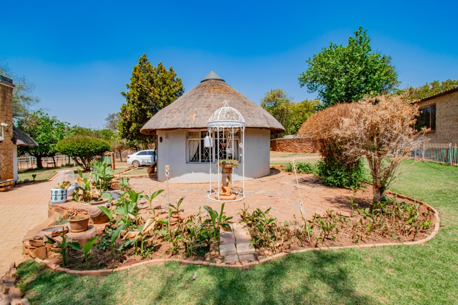 5 Bedroom Property for Sale in Magaliesburg Gauteng