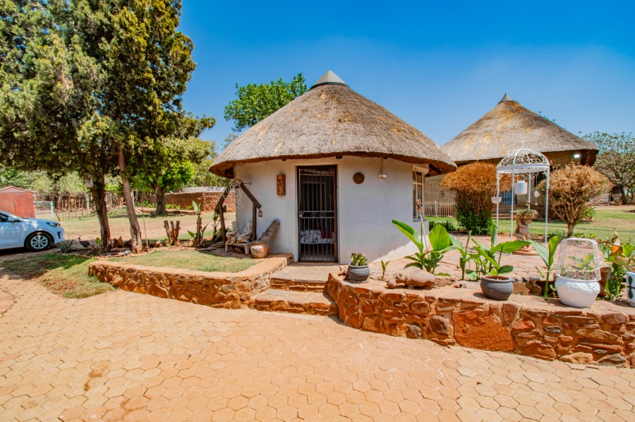 5 Bedroom Property for Sale in Magaliesburg Gauteng