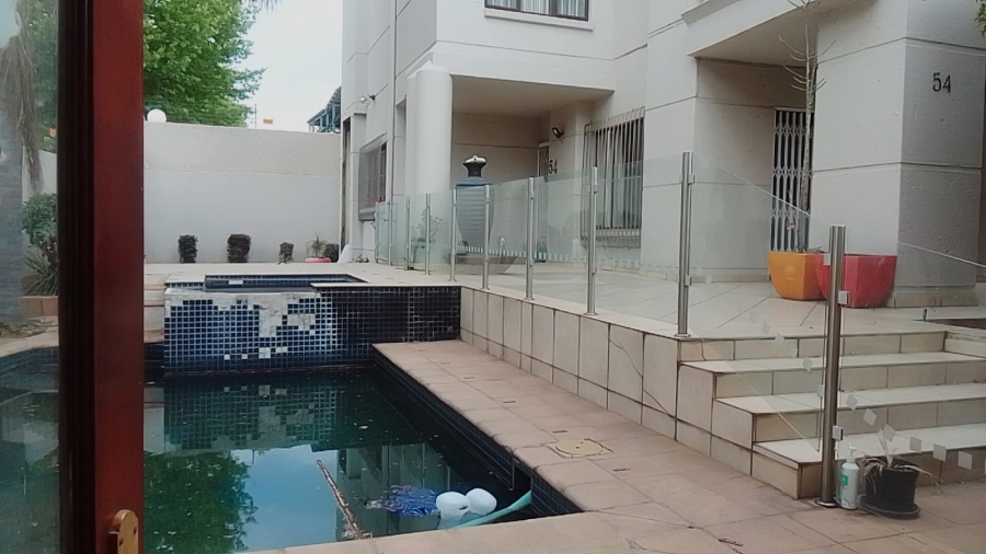 To Let 2 Bedroom Property for Rent in Morningside Gauteng