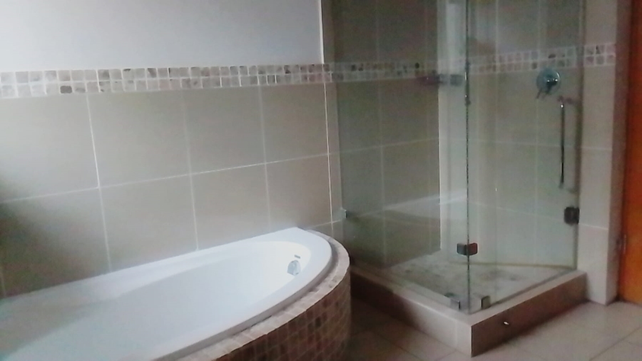 To Let 2 Bedroom Property for Rent in Morningside Gauteng