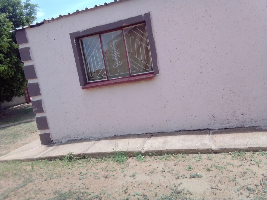 2 Bedroom Property for Sale in Mamelodi East Gauteng