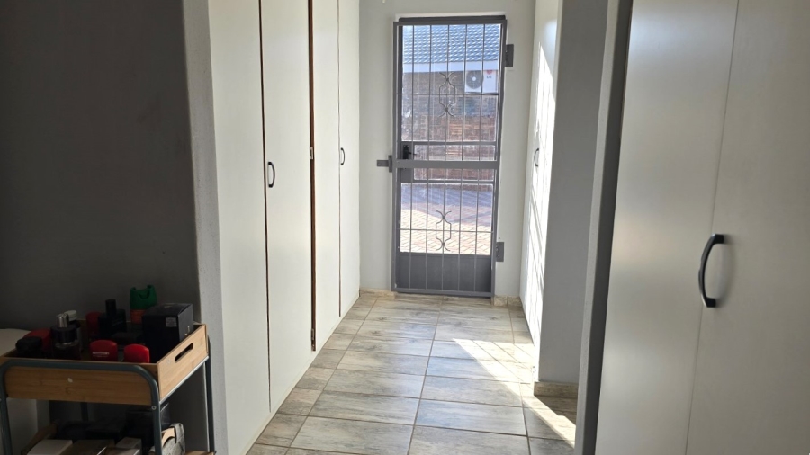 4 Bedroom Property for Sale in Doornpoort Gauteng