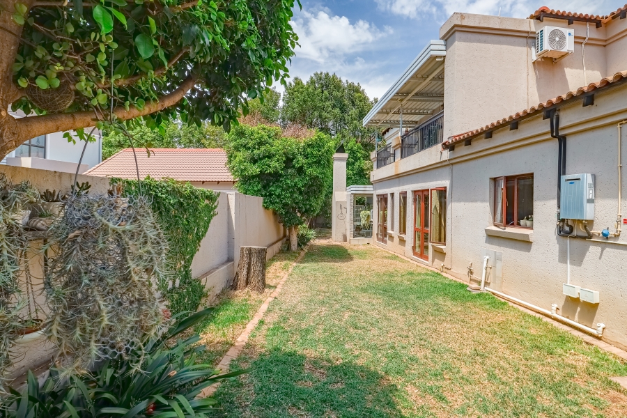 3 Bedroom Property for Sale in Silver Lakes Golf Estate Gauteng