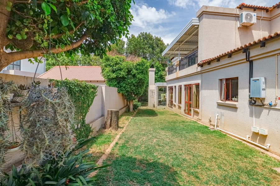 3 Bedroom Property for Sale in Silver Lakes Golf Estate Gauteng