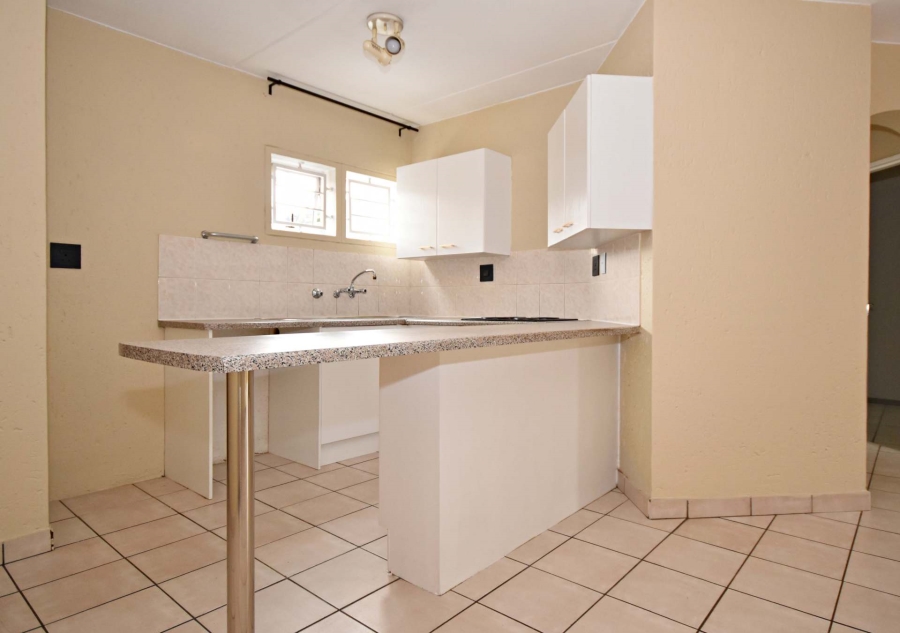 2 Bedroom Property for Sale in Bromhof Gauteng