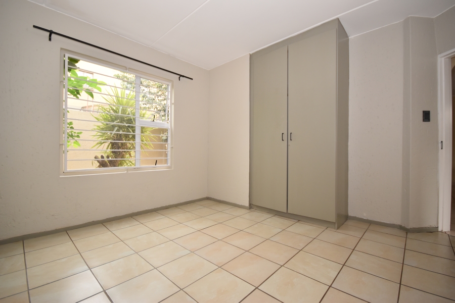 2 Bedroom Property for Sale in Bromhof Gauteng