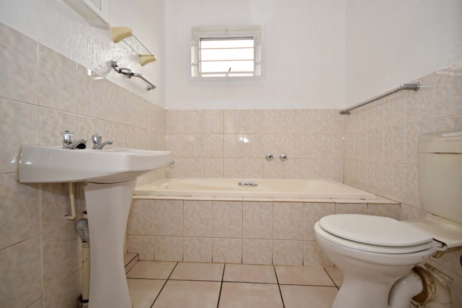 2 Bedroom Property for Sale in Bromhof Gauteng