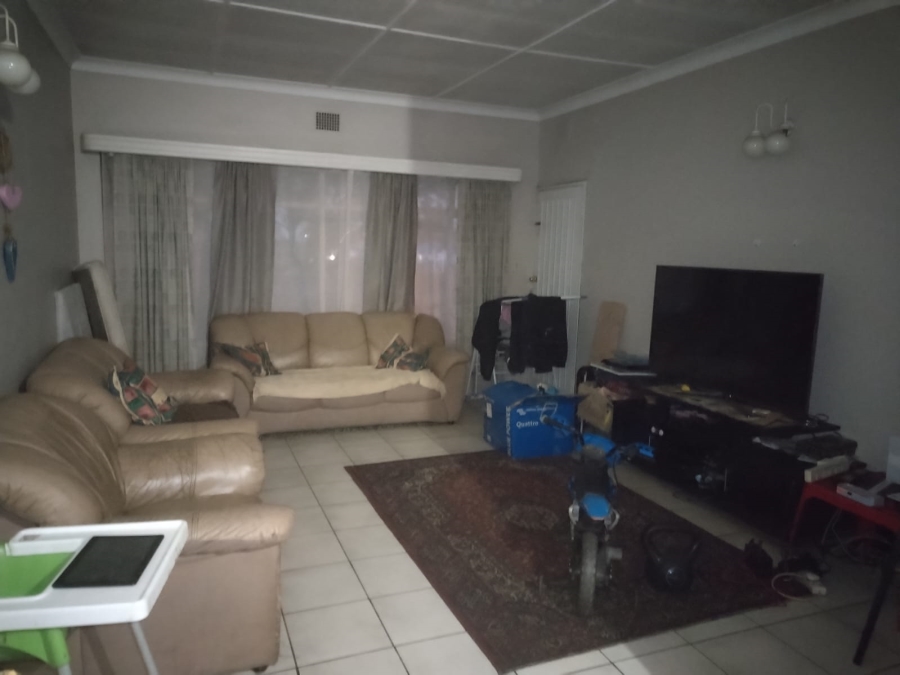 2 Bedroom Property for Sale in Brakpan Central Gauteng