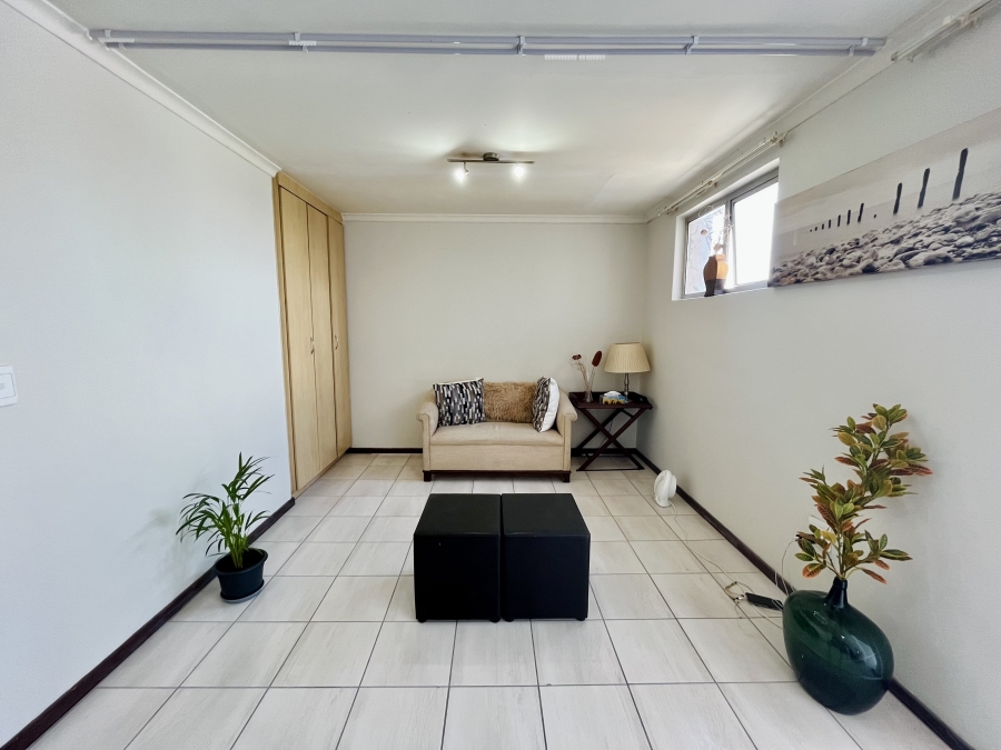 1 Bedroom Property for Sale in Ferndale Gauteng