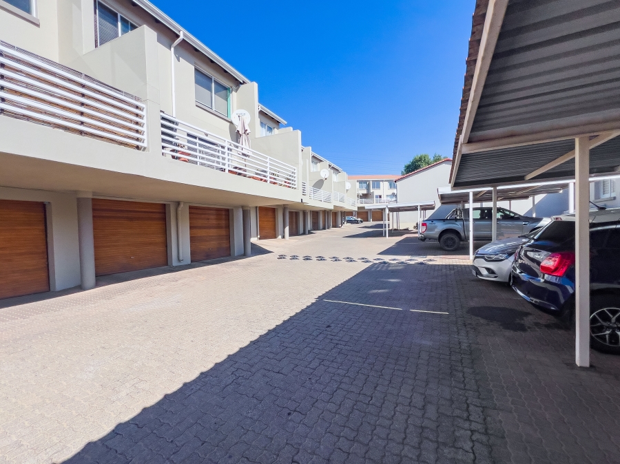 3 Bedroom Property for Sale in Bedford Gardens Gauteng