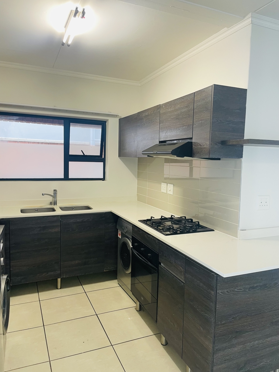 3 Bedroom Property for Sale in Olivedale Gauteng