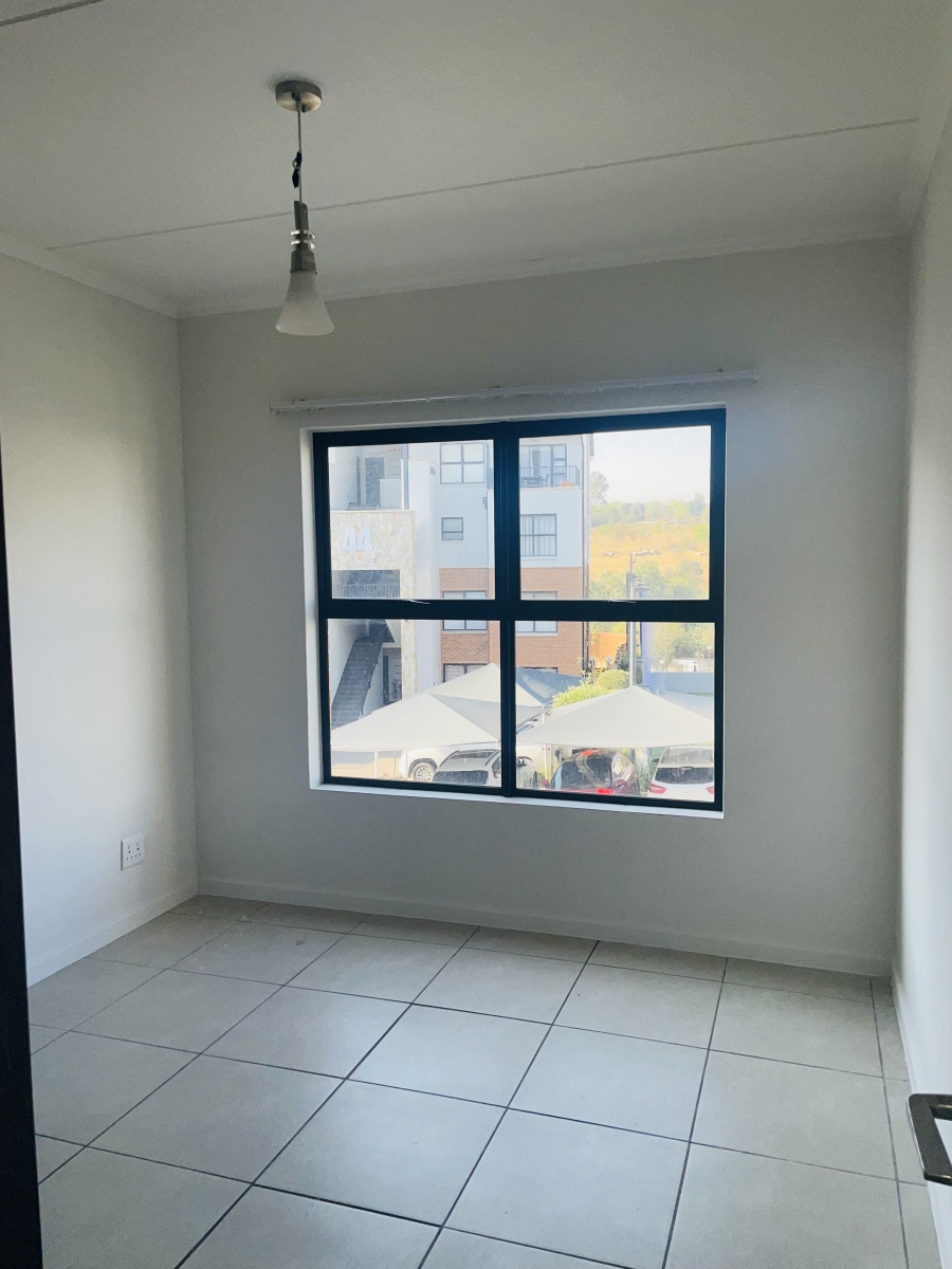 3 Bedroom Property for Sale in Olivedale Gauteng