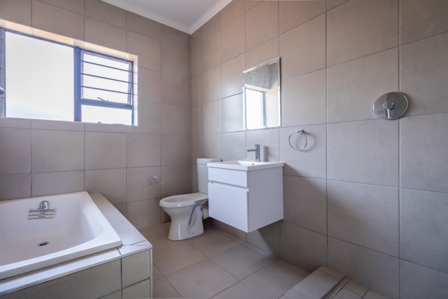 2 Bedroom Property for Sale in Lyttelton Manor Gauteng