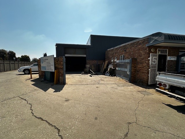 To Let commercial Property for Rent in Jet Park Gauteng