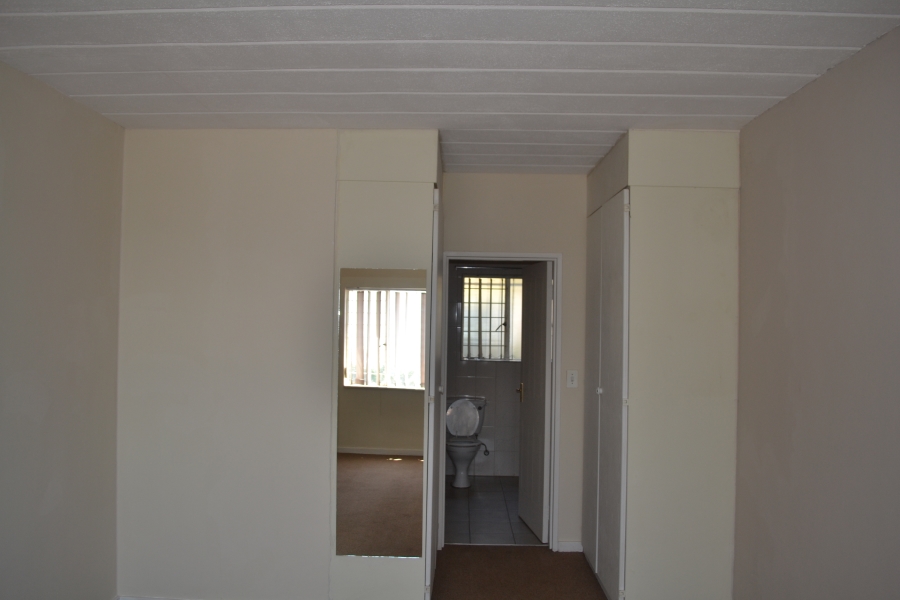 3 Bedroom Property for Sale in Constantia Kloof Gauteng