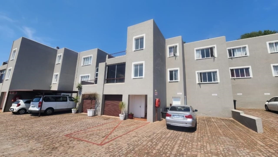 3 Bedroom Property for Sale in Constantia Kloof Gauteng