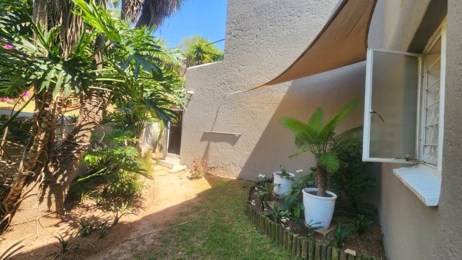 3 Bedroom Property for Sale in Constantia Kloof Gauteng