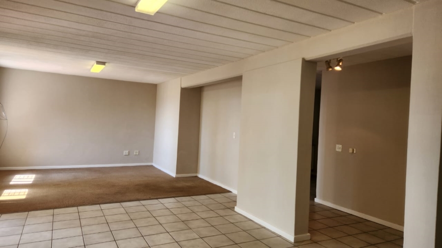 3 Bedroom Property for Sale in Constantia Kloof Gauteng