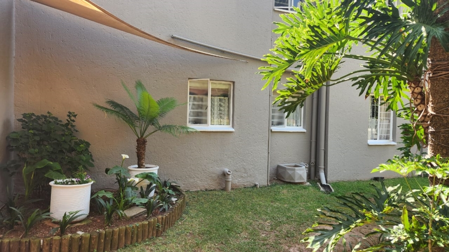 3 Bedroom Property for Sale in Constantia Kloof Gauteng