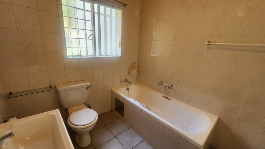 3 Bedroom Property for Sale in Constantia Kloof Gauteng