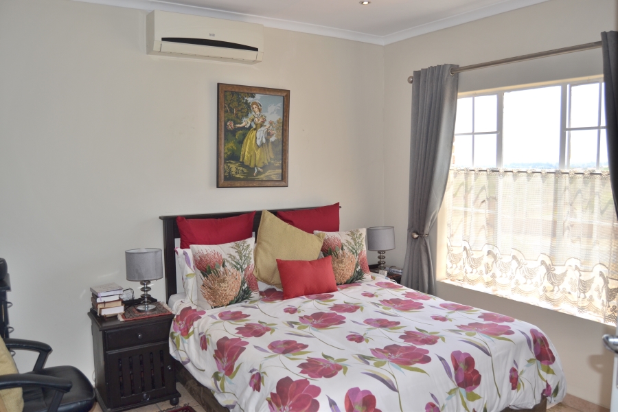 3 Bedroom Property for Sale in Amberfield Gauteng