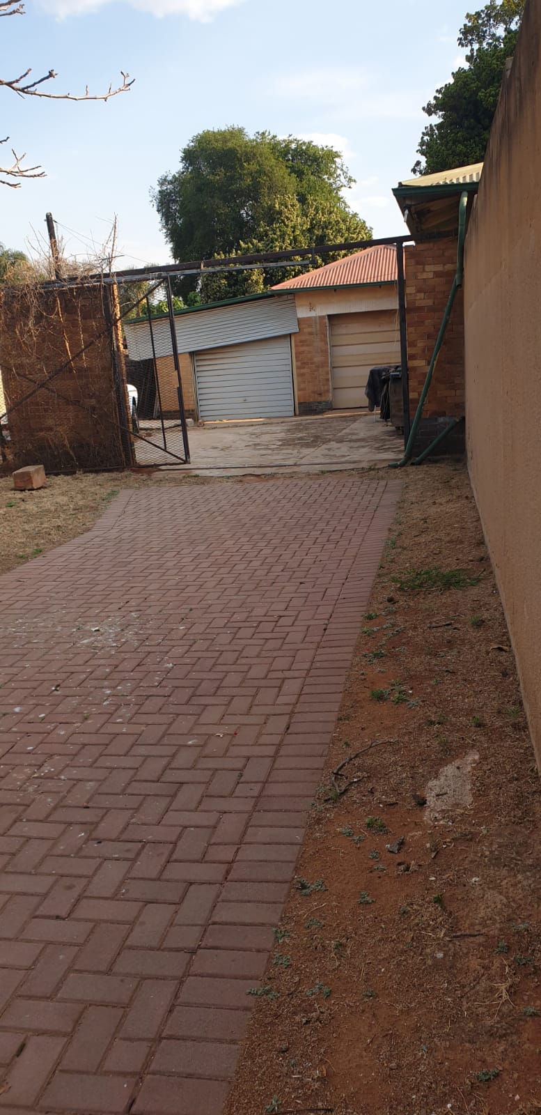 4 Bedroom Property for Sale in Parktown Estate Gauteng