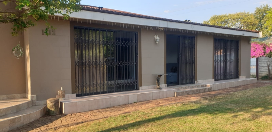 3 Bedroom Property for Sale in Villieria Gauteng