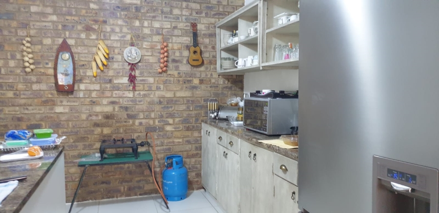 3 Bedroom Property for Sale in Villieria Gauteng