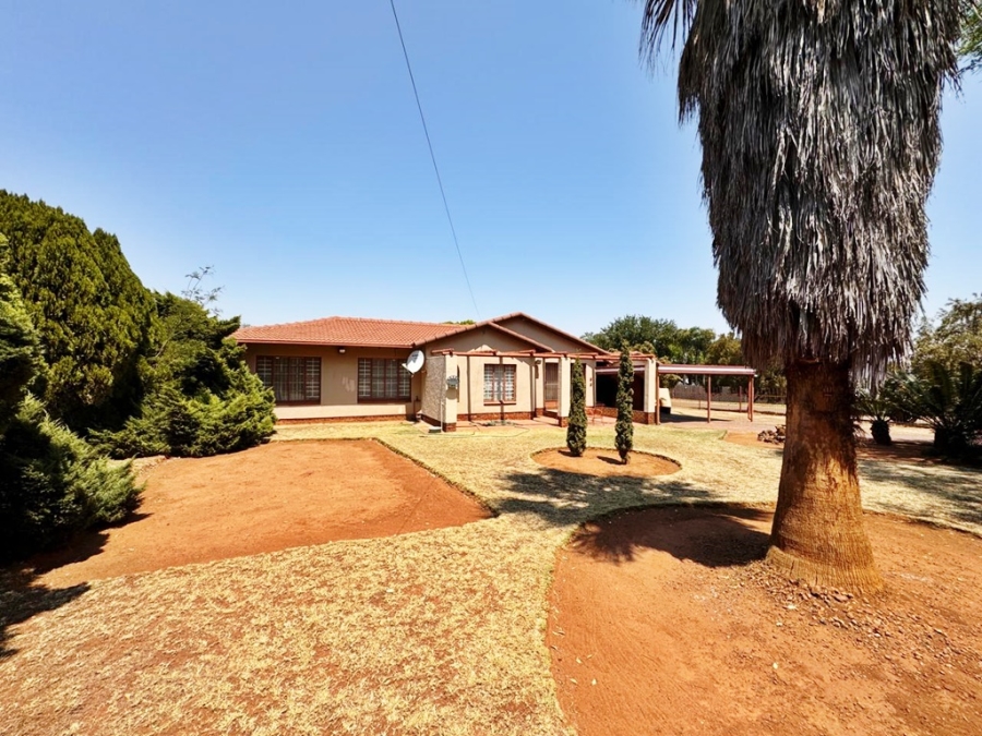 3 Bedroom Property for Sale in Wierda Park Gauteng