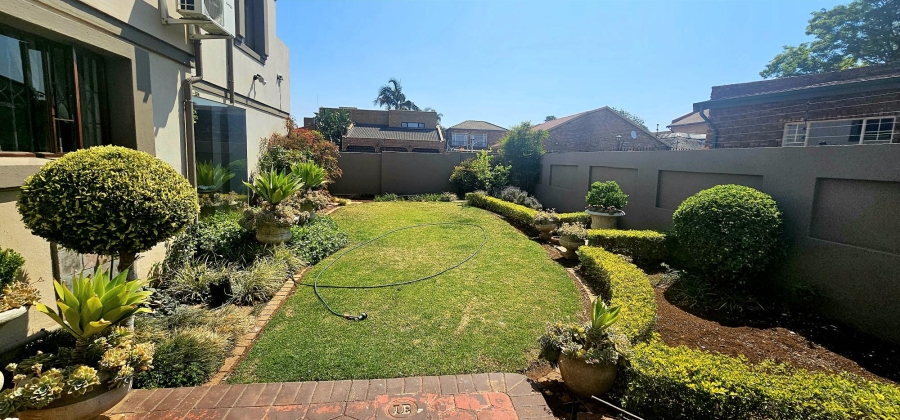 3 Bedroom Property for Sale in Eldoraigne Gauteng