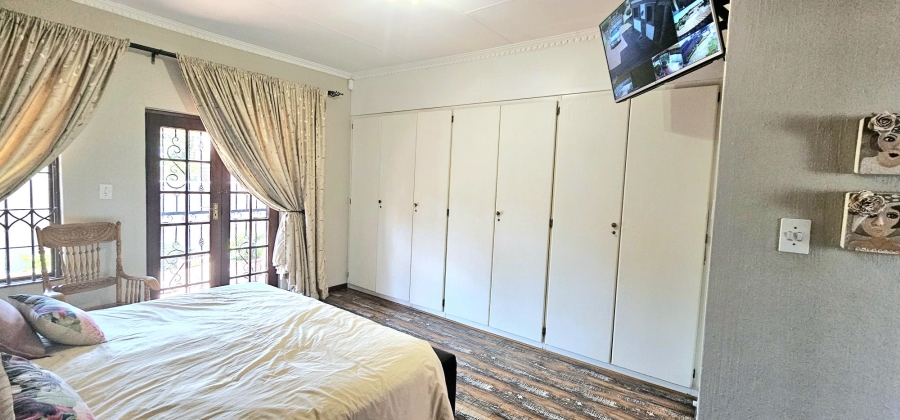 3 Bedroom Property for Sale in Eldoraigne Gauteng