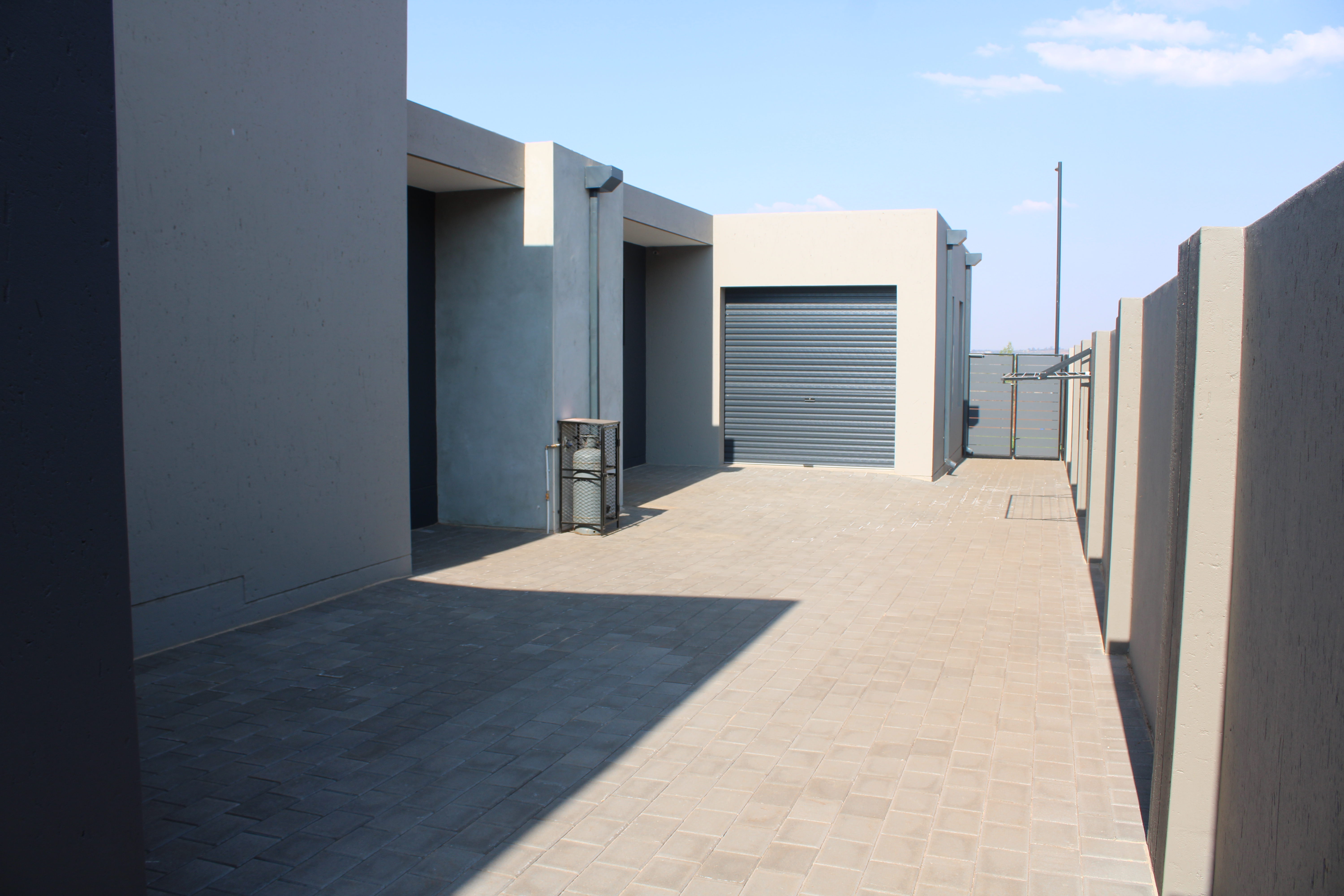 4 Bedroom Property for Sale in Midstream Heights Gauteng