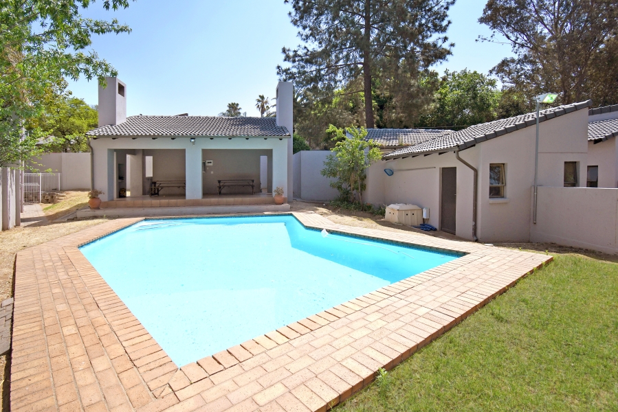 2 Bedroom Property for Sale in Morningside Gauteng