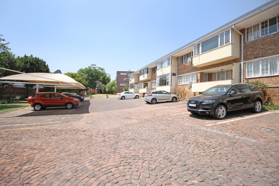 1 Bedroom Property for Sale in Waverley Gauteng