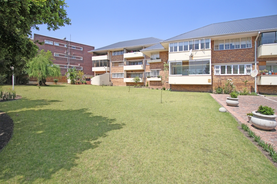 1 Bedroom Property for Sale in Waverley Gauteng